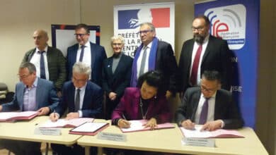 1er contrat pluriannuel dobjectif et de financement cpof signe en france avant