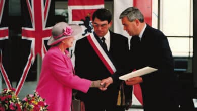 Souvenir de la Reine et de son passage en Vendômois 11 reine elisabeth ii vendome avant