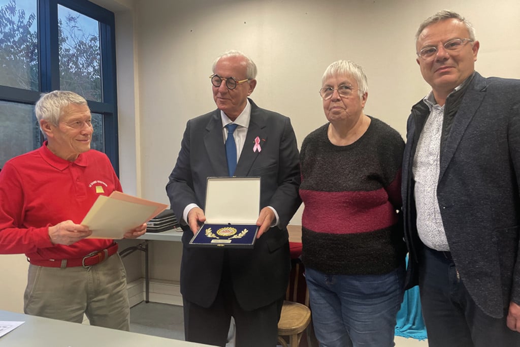 lors du discours que jean louis jouet prononca pour maurice leroy qui devient membre dhonneur du club 1