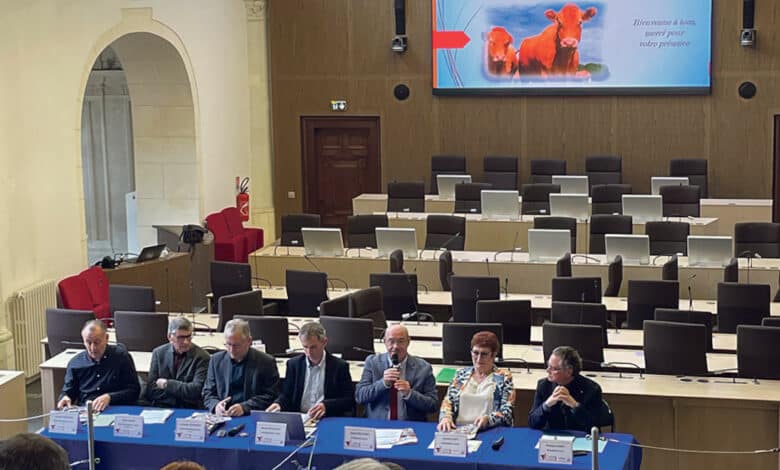 La Société Départementale d’Agriculture en assemblée 1 ag sda avant