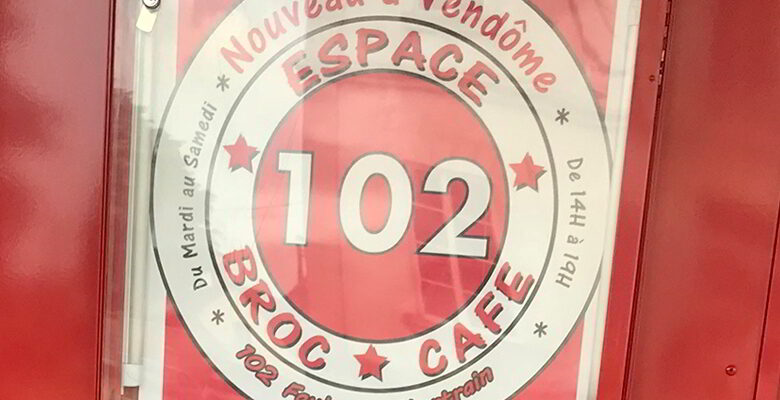 l’Espace 102 ; 102