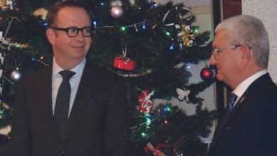 Sénateur médaillé 4 arbre de noel de la spa de moree pdf 2