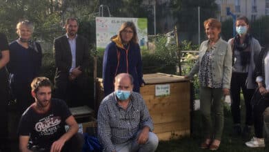 Pour composter collectivement… 15 association athena residents composteur 890x395 1