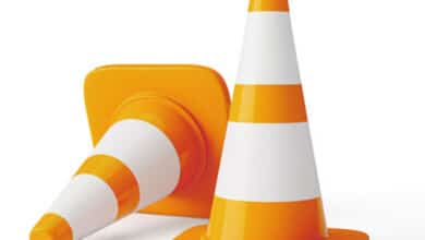 RN10 en travaux 5 cones routier orange avant