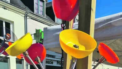 21 mai : les brocs de La Chartre font aussi dans la récup’ 3 la chartre lampe recyclee 2 avant