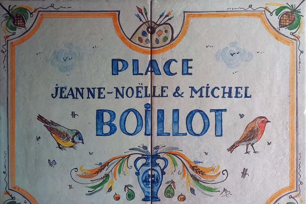 La Chartre-sur-le-Loir,
une place baptisée le 12 juin 1 La Chartre-sur-le-Loir,
une place baptisée le 12 juin