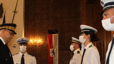 Policiers décorés 13 policiers medaillies 890x335 1