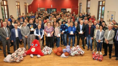 selommes remise de materiel et de trophee sportifs