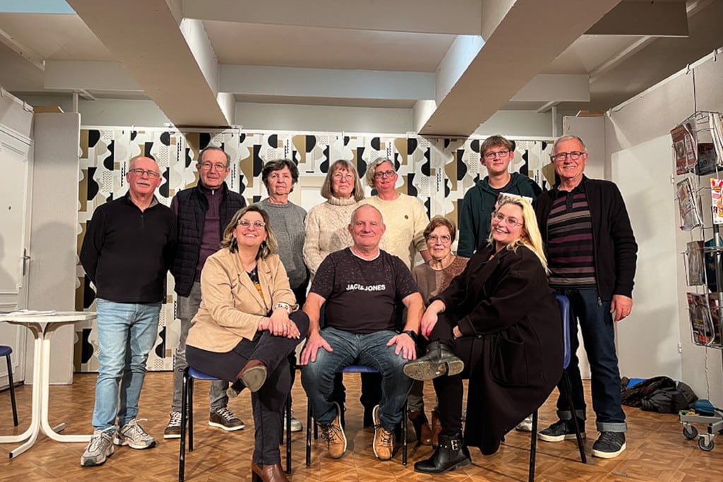 troupe la ville aux clercs 1