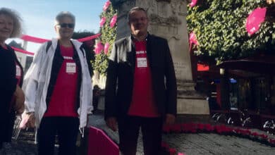 OCTOBRE ROSE 5 vendome octobre rose 890x395 1